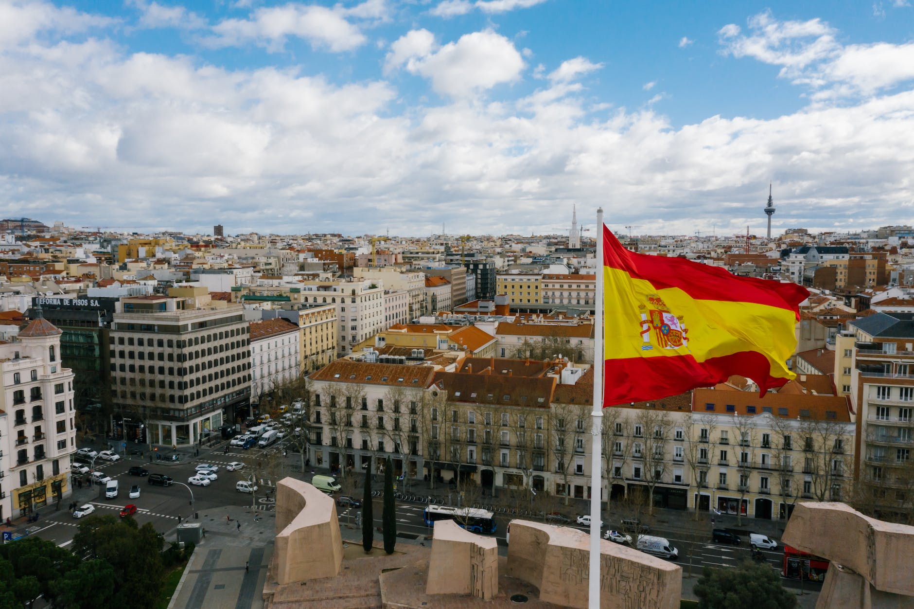Why a Spanish Interpreter Is Integral in Overcoming Language Barriers?